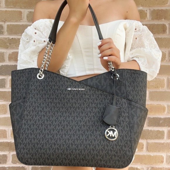 NWT Michael Kors Large Handbag💕Gaby’sBags - Picture 3 of 5